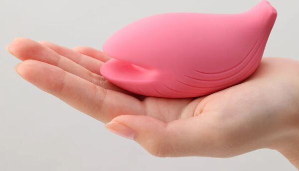 Iroha+ Yoru Nadeshiko Colour vibrator in pink