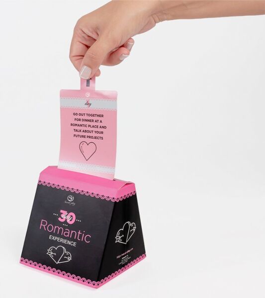 Secret Play 30 Romantic Challenges couples' card game