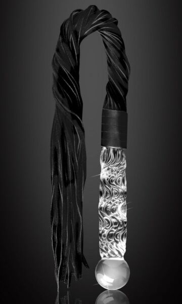 Pipedream Icicles No. 38 blown glass butt plug with tail